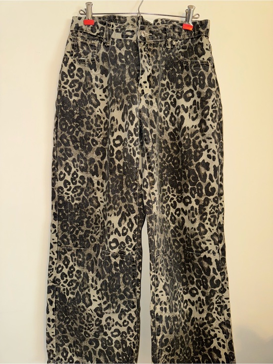 Pants - Leopard Print Wide Leg Jeans - Black & Gray